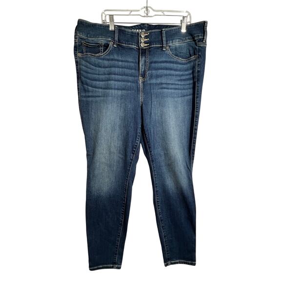 TORRID Womens 20R Super Soft Jegging Dark Wash Stretch Denim Triple Button Denim - Picture 1 of 8